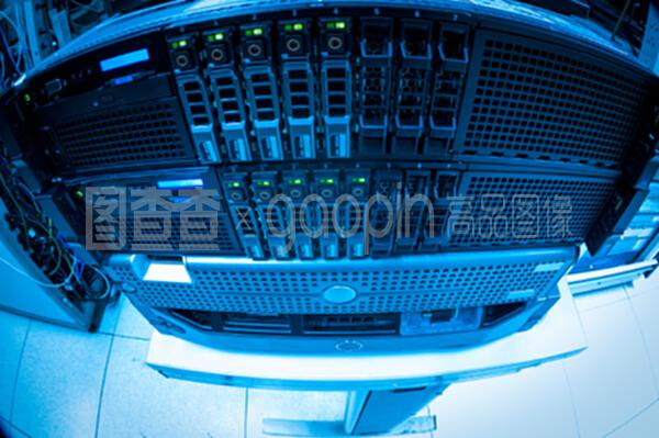 云計算裝備技術服務 網絡服務器的革新與優化